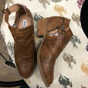 Size 9.5 women’s booties